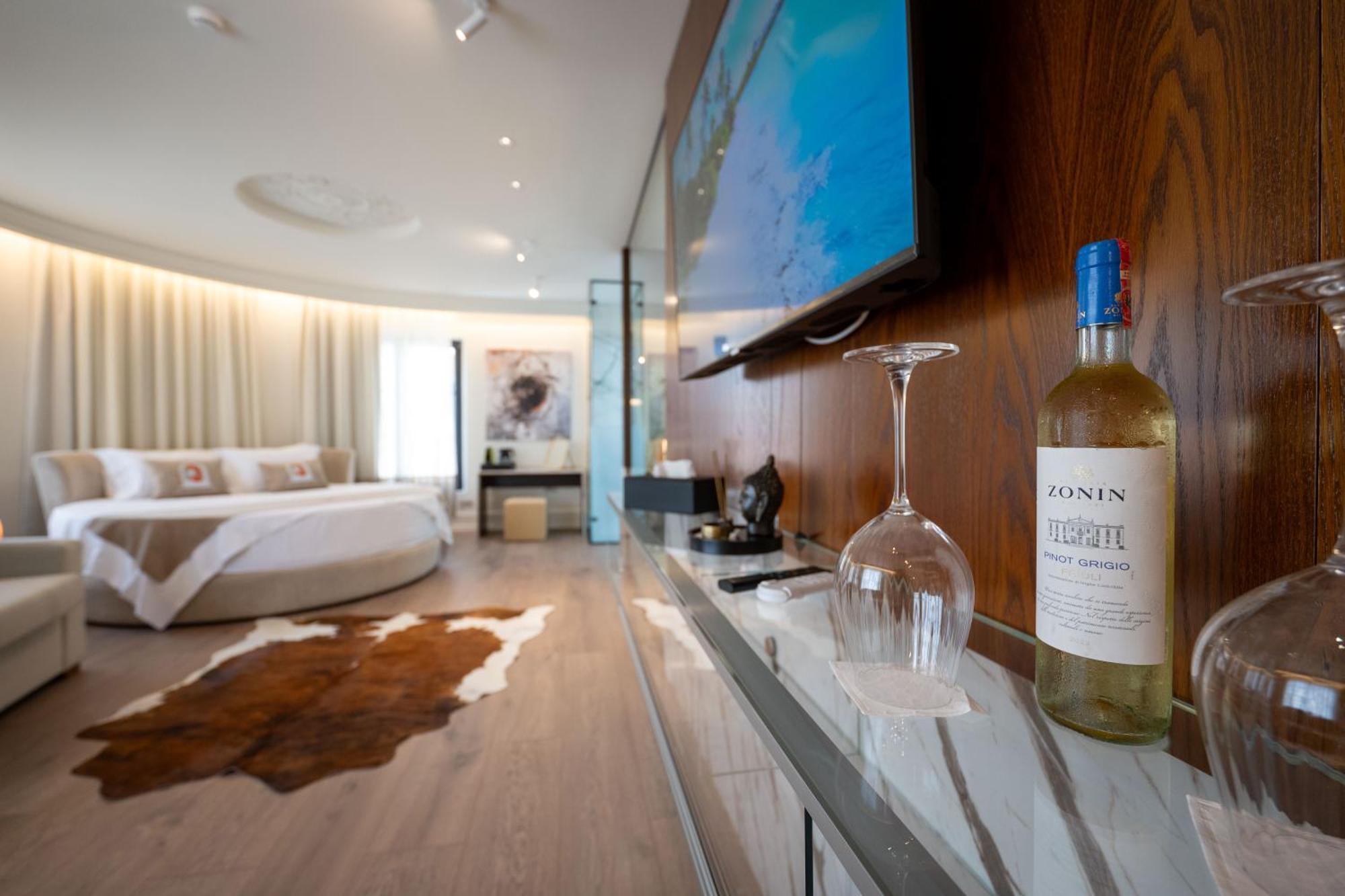 The Collector Hotel Boutique Sarande Exterior photo