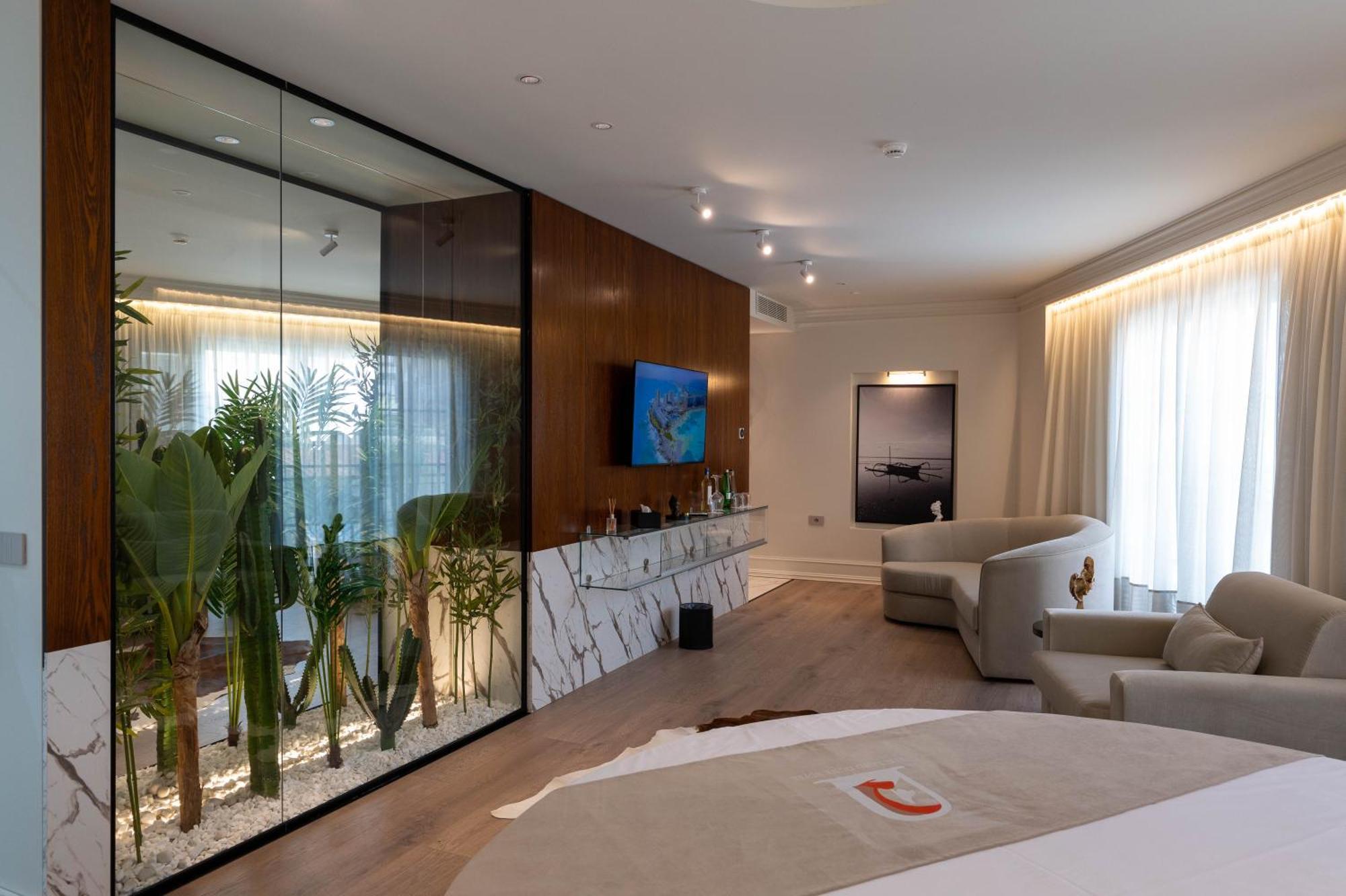 The Collector Hotel Boutique Sarande Exterior photo